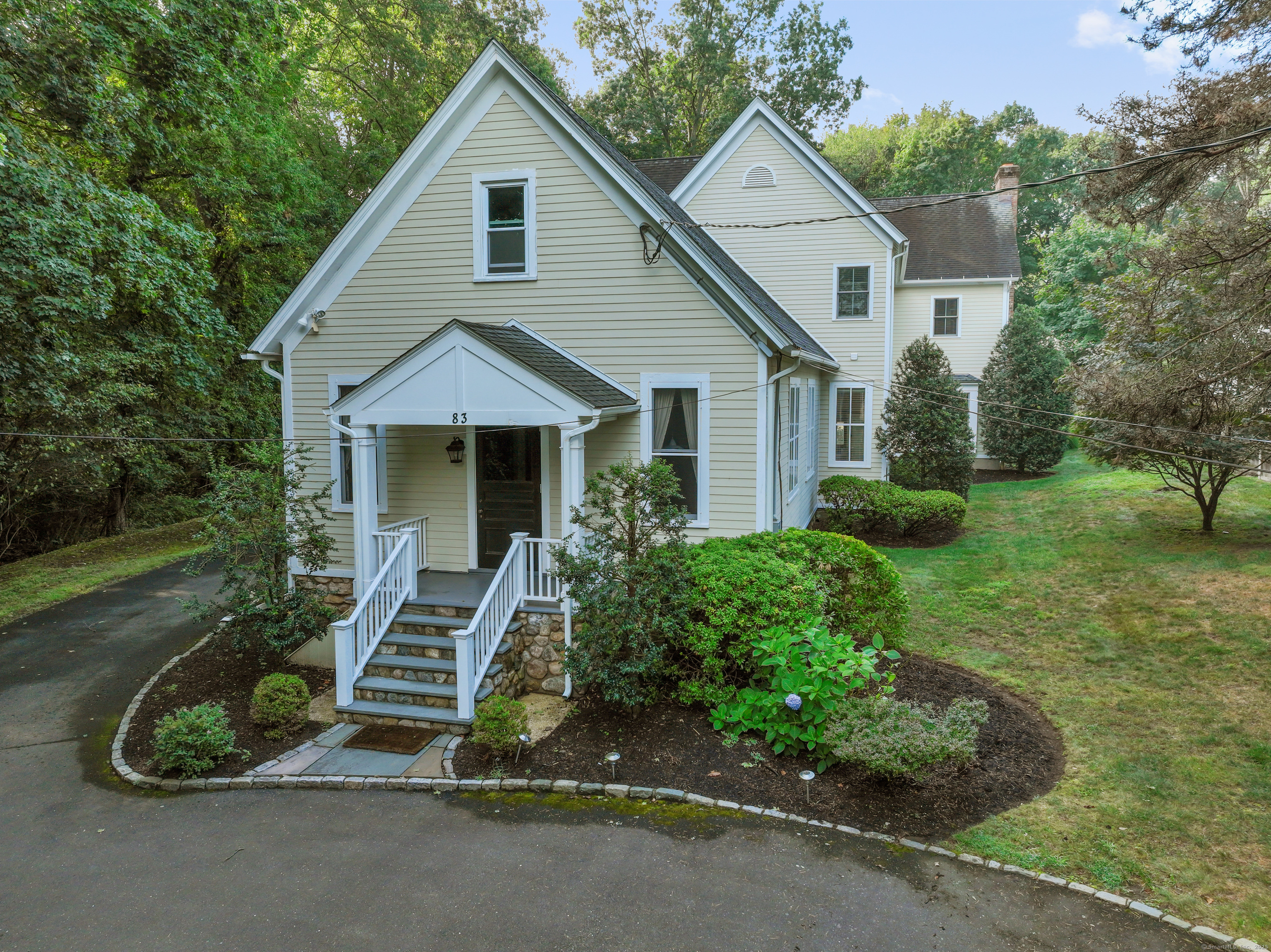 83 Camp Avenue