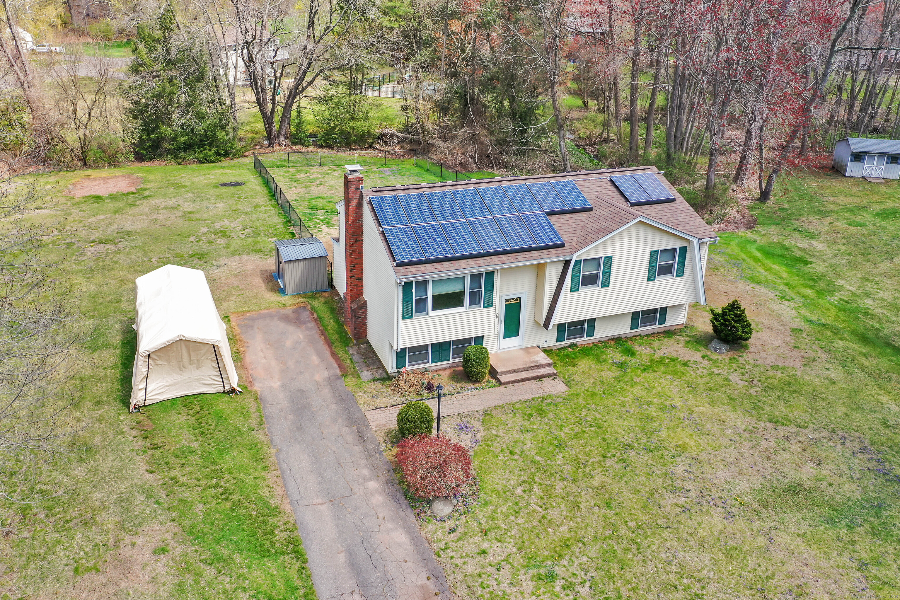 29 Blueberry Circle, Ellington, Connecticut image 6
