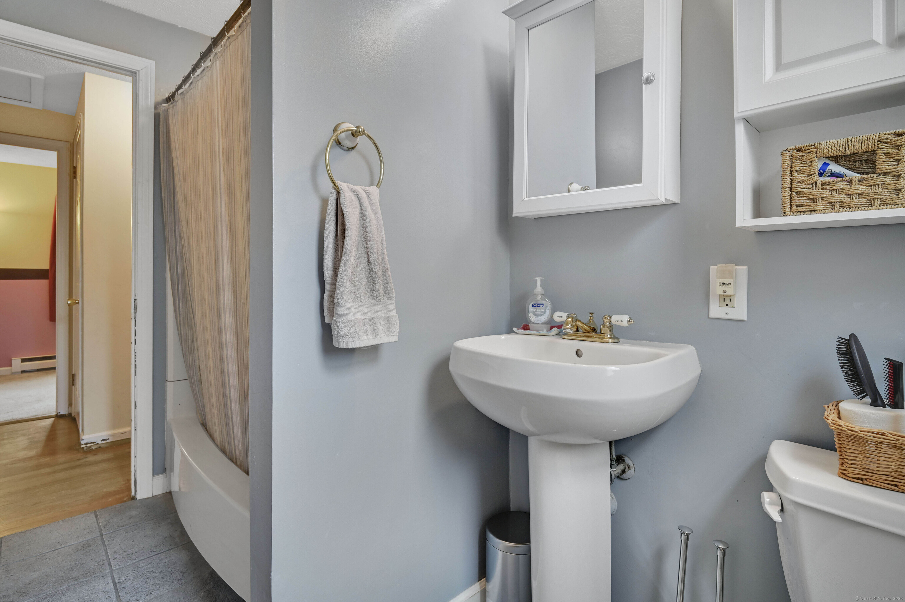 29 Blueberry Circle, Ellington, Connecticut image 21