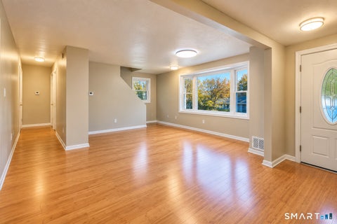 Tiny photo for 672 Woodward Avenue #672, New Haven, CT 06512 (MLS # 24215780)