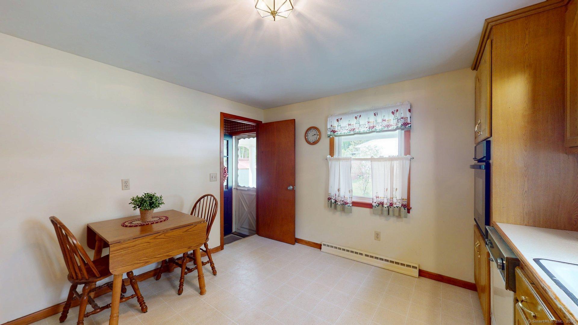 14 Winding Lane, Enfield, Connecticut image 6