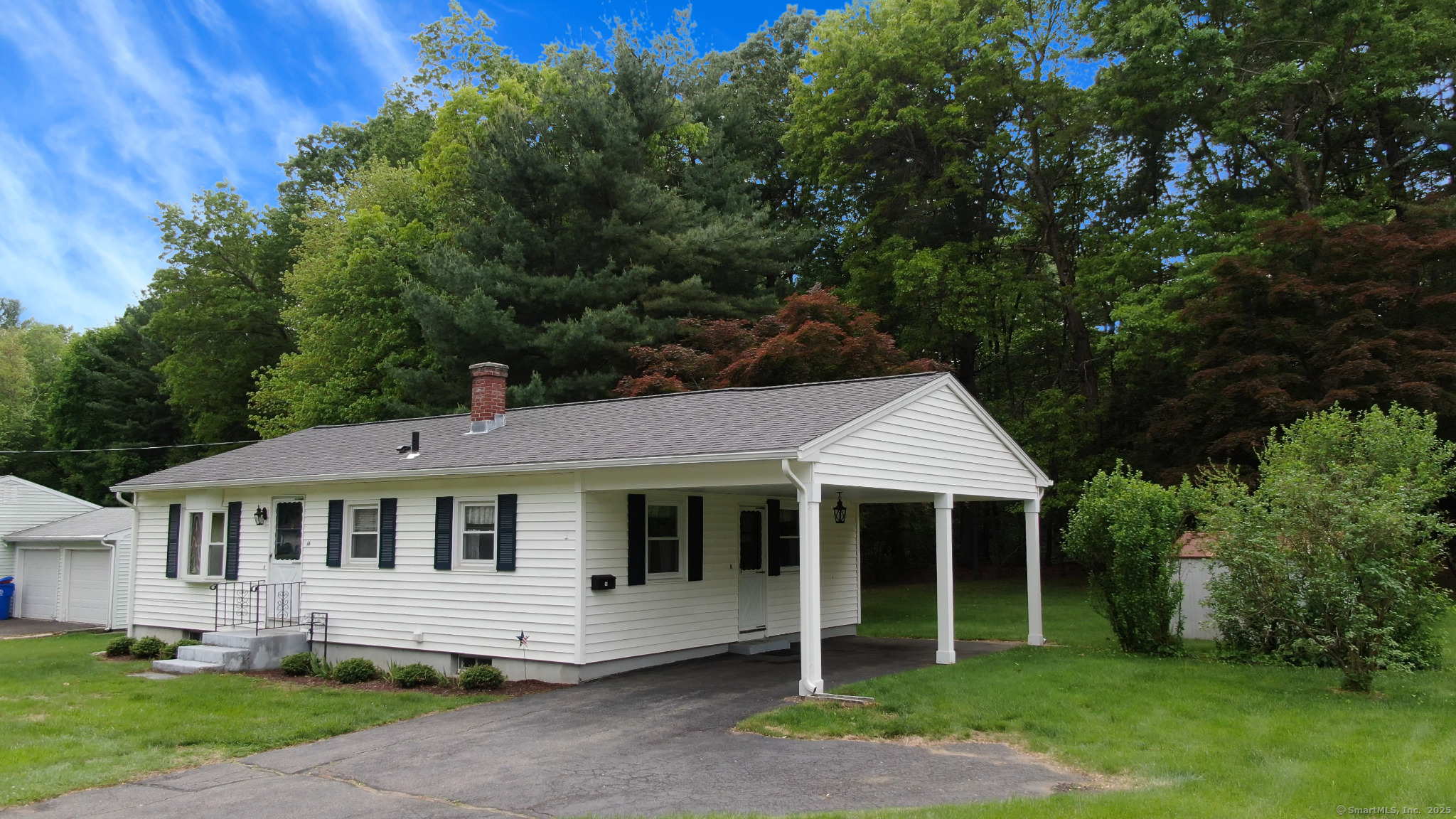 14 Winding Lane, Enfield, Connecticut image 1