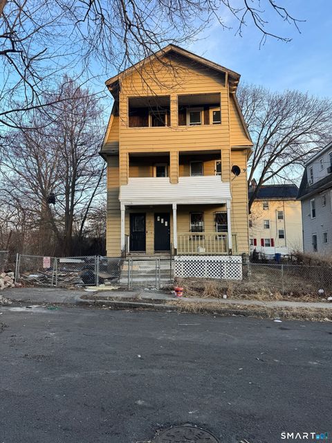 Photo of 190-192 Brook Street #1, Hartford, CT 06120 (MLS # 24175620)
