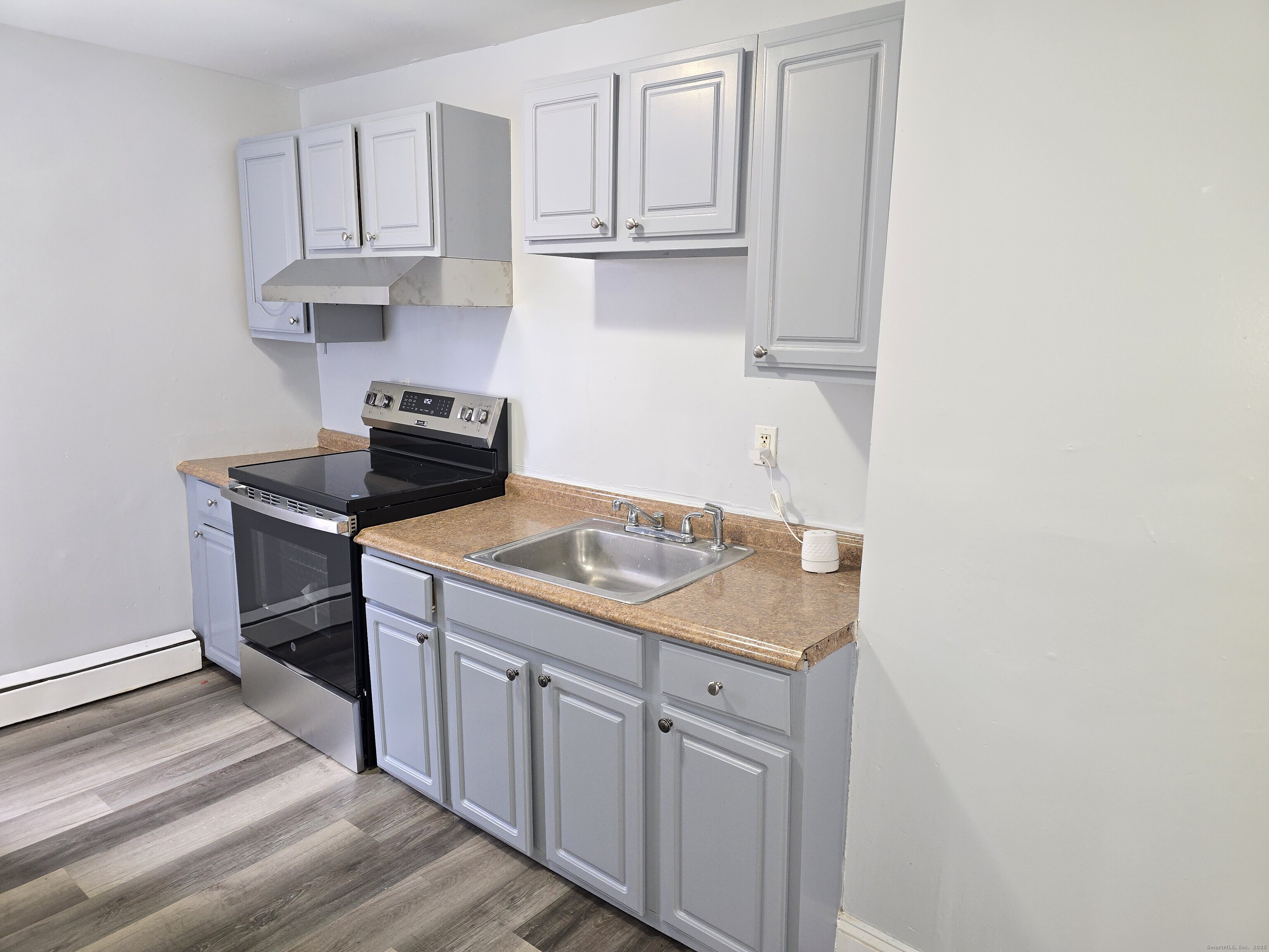 New Britain, Connecticut 06051, United States, 4 Bedrooms Bedrooms, ,2 BathroomsBathrooms,Residential,Active,252234