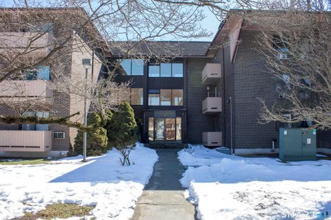 40 California Street C10 Stratford CT 06615