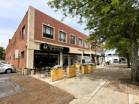 994 Farmington Avenue West Hartford CT 06107