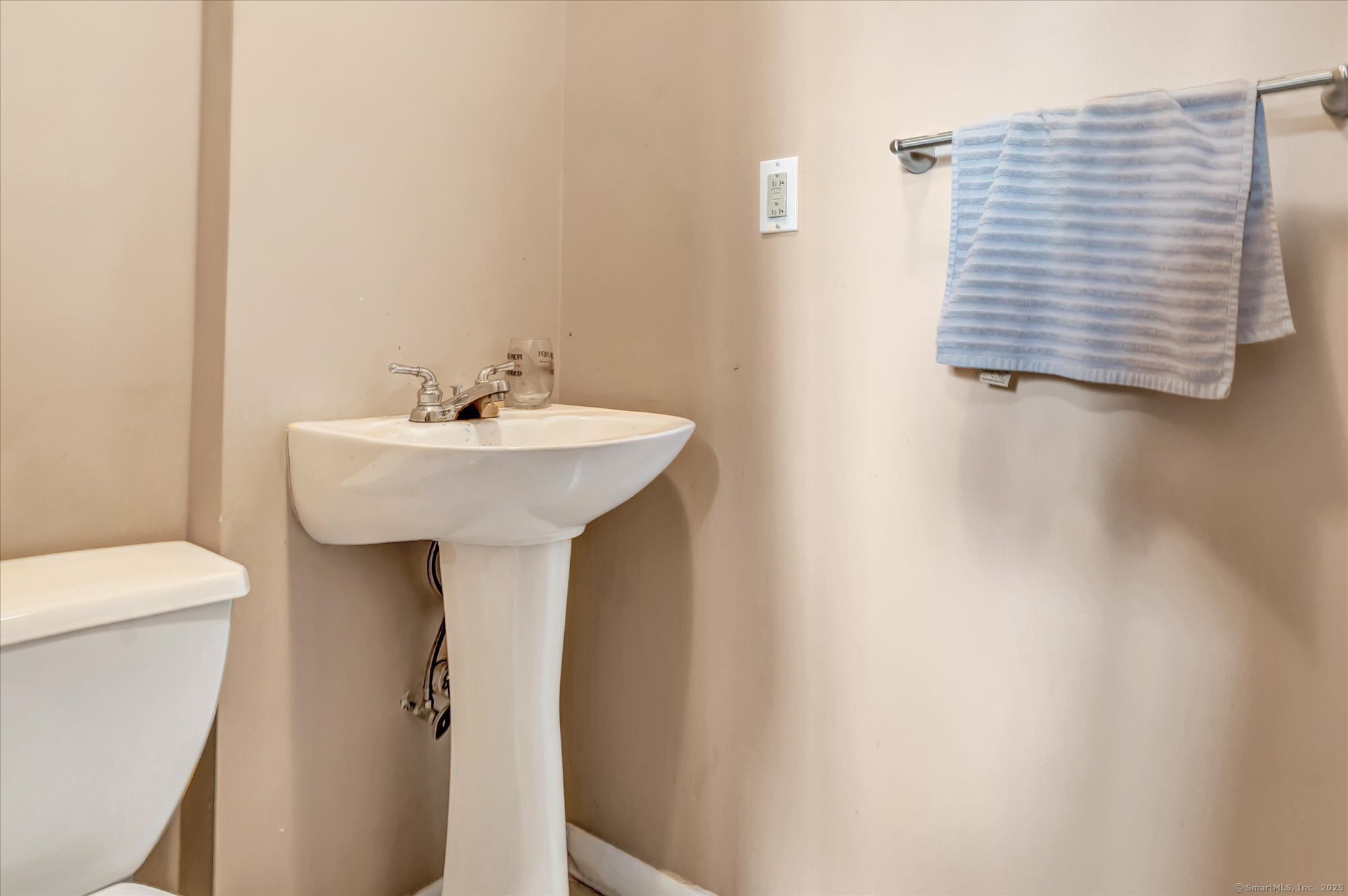 2 Chestnut Court, Seymour, Connecticut image 28