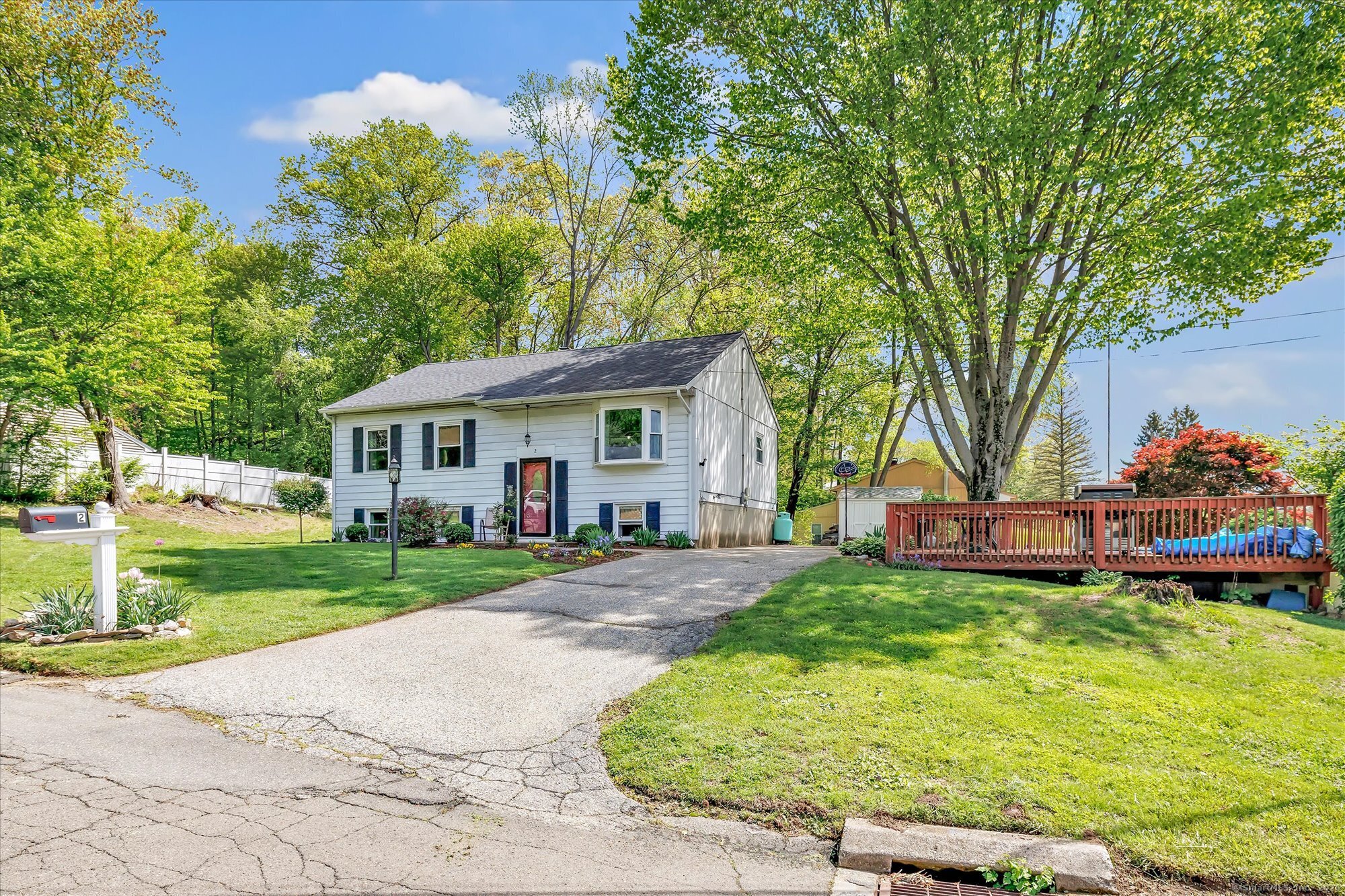 2 Chestnut Court, Seymour, Connecticut image 2