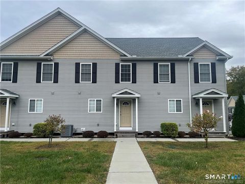 Condo For Rent - 380 King Street #5<br/> Bristol, CT 06010