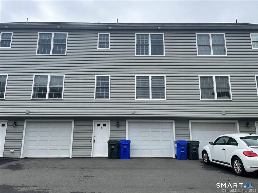 380 King Street 5