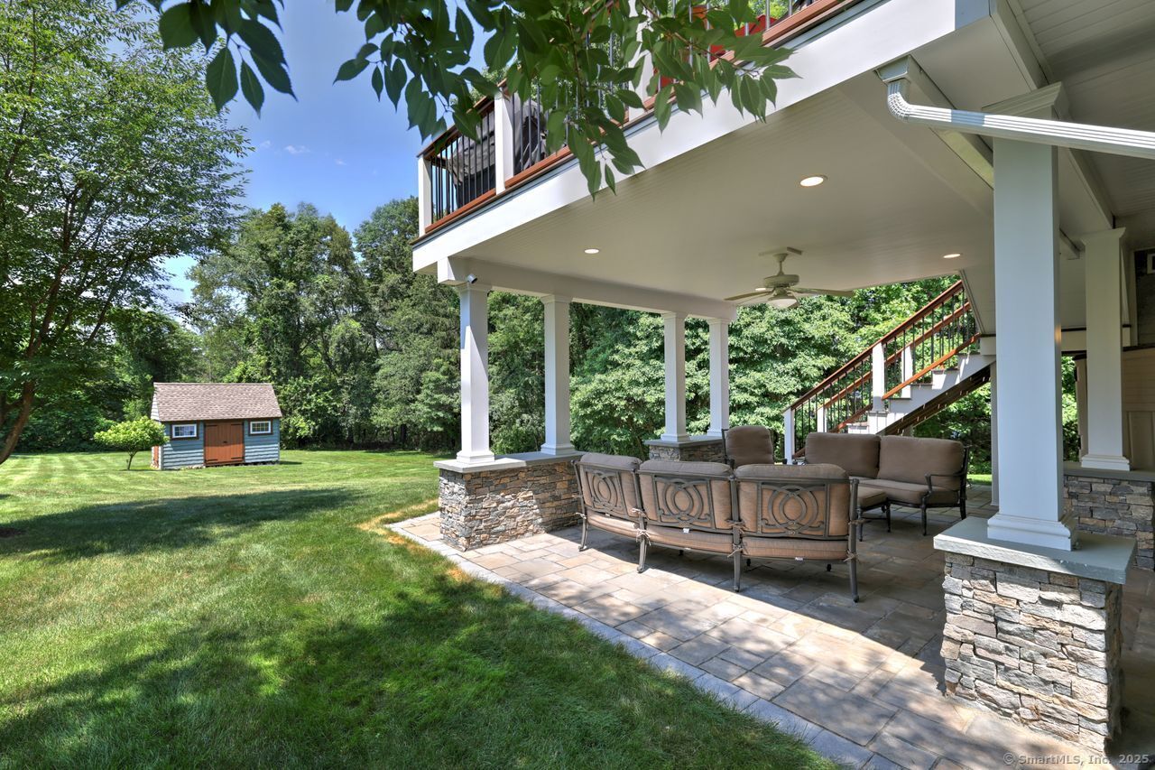 11 Parlor Rock Road