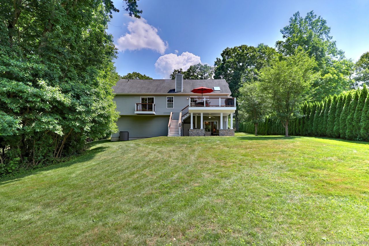 11 Parlor Rock Road