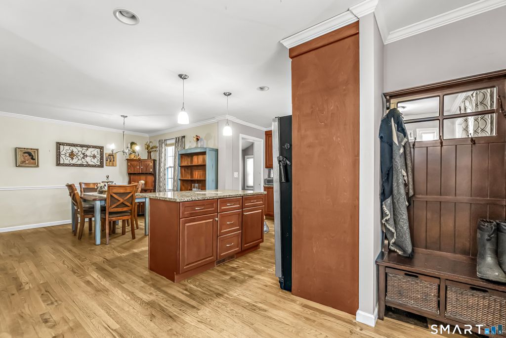 Photo of 15 Henry Avenue, Stratford, CT 06614 (MLS # 24147591)