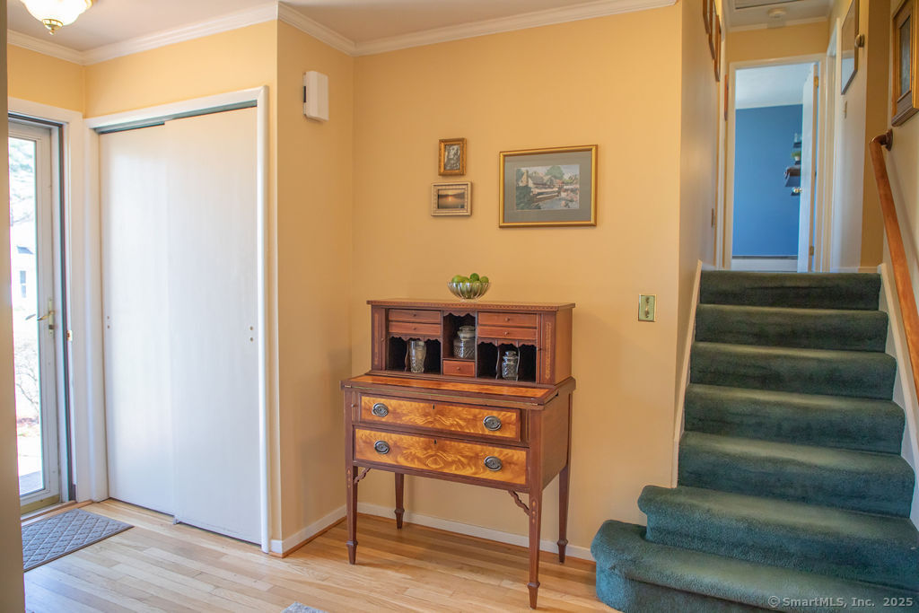 27 Walker Drive, Simsbury, Connecticut image 14