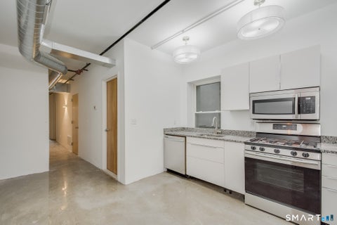 Tiny photo for 289 Asylum Street #2W, Hartford, CT 06103 (MLS # 24195006)