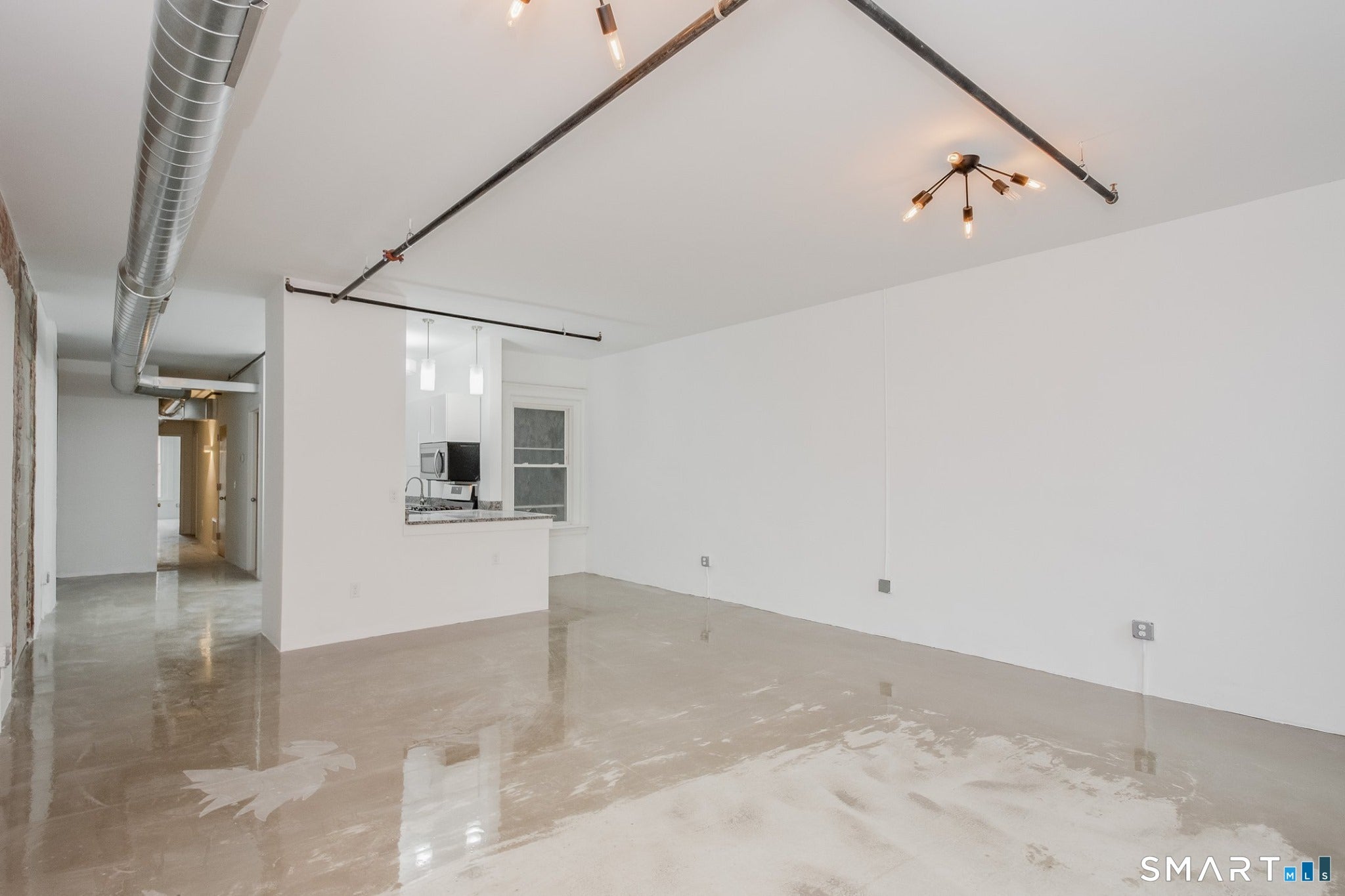 289 Asylum Street 2E