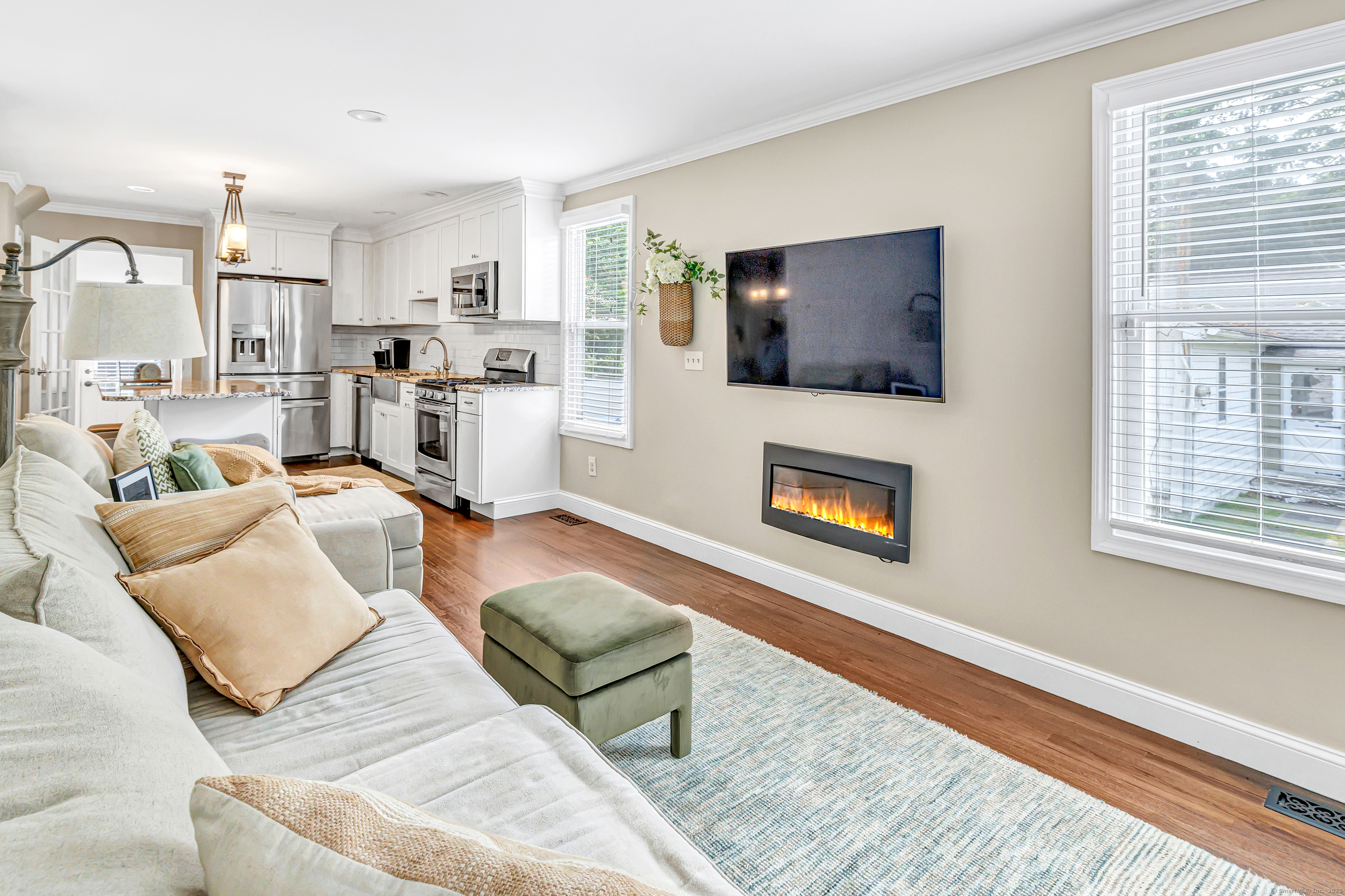 Shelton, Connecticut 06484, United States, 2 Bedrooms Bedrooms, ,2 BathroomsBathrooms,Residential,Active,150977