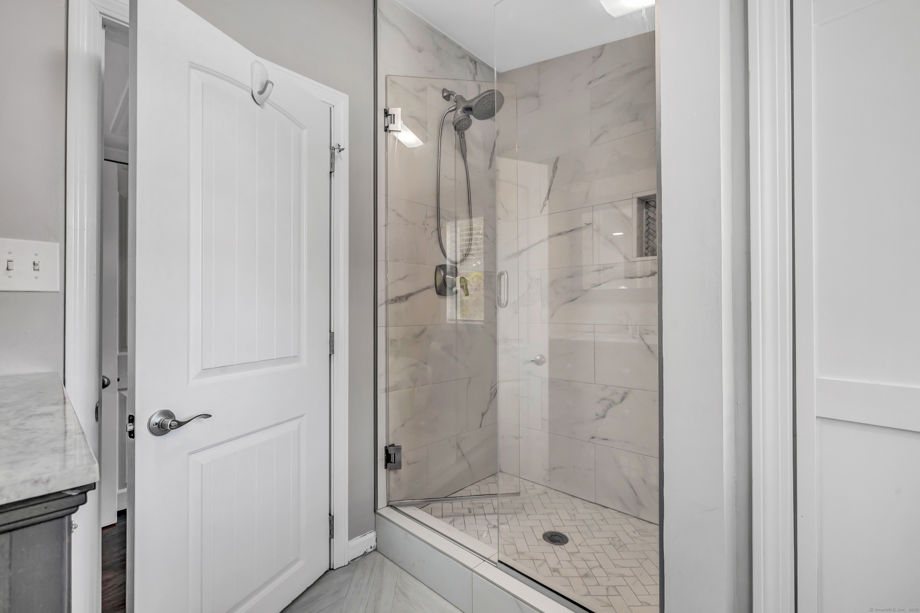 Shelton, Connecticut 06484, United States, 2 Bedrooms Bedrooms, ,2 BathroomsBathrooms,Residential,Active,150977