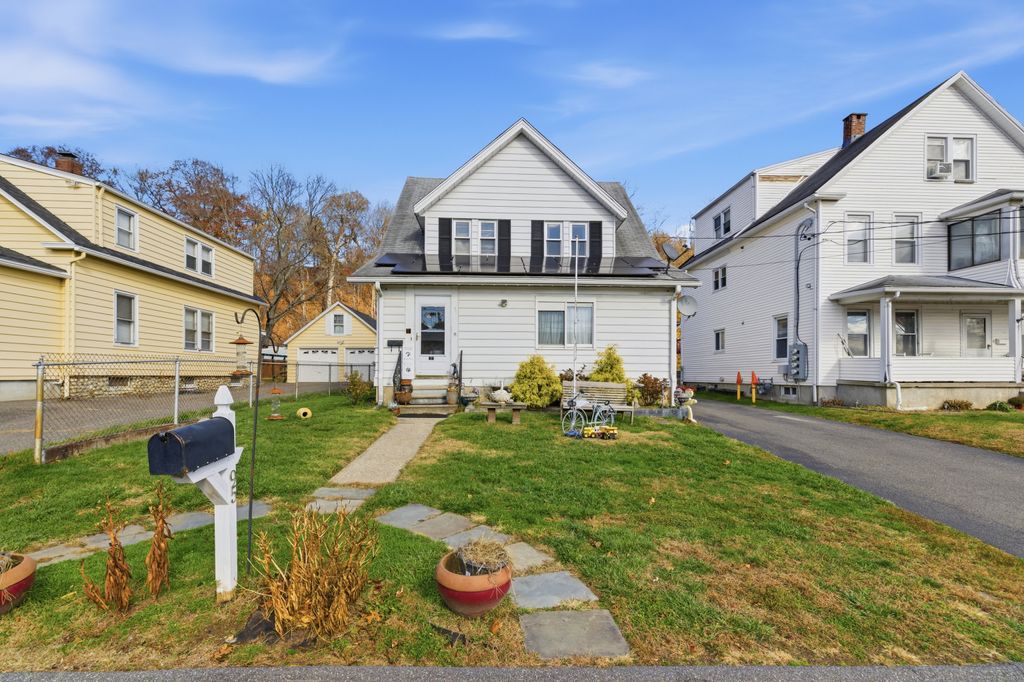 Photo of 95 Park Avenue, Derby, CT 06418 (MLS # 24140725)