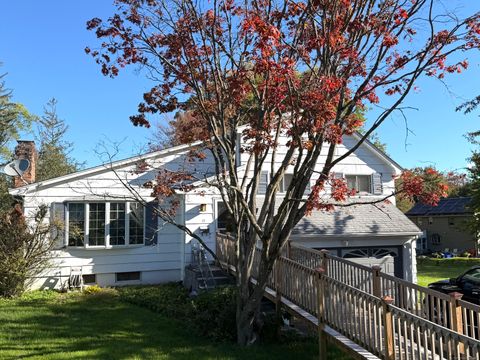 12 Garrison Terrace Bloomfield CT 06002