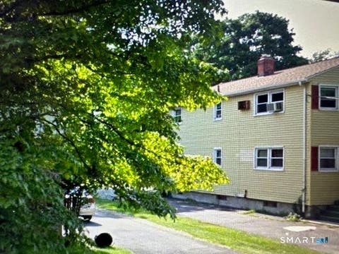 Multifamily For Sale - 15-17 Laurel Street<br/> East Hartford, CT 06108