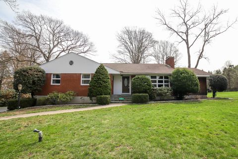 52 Hilltop Drive Shelton CT 06484