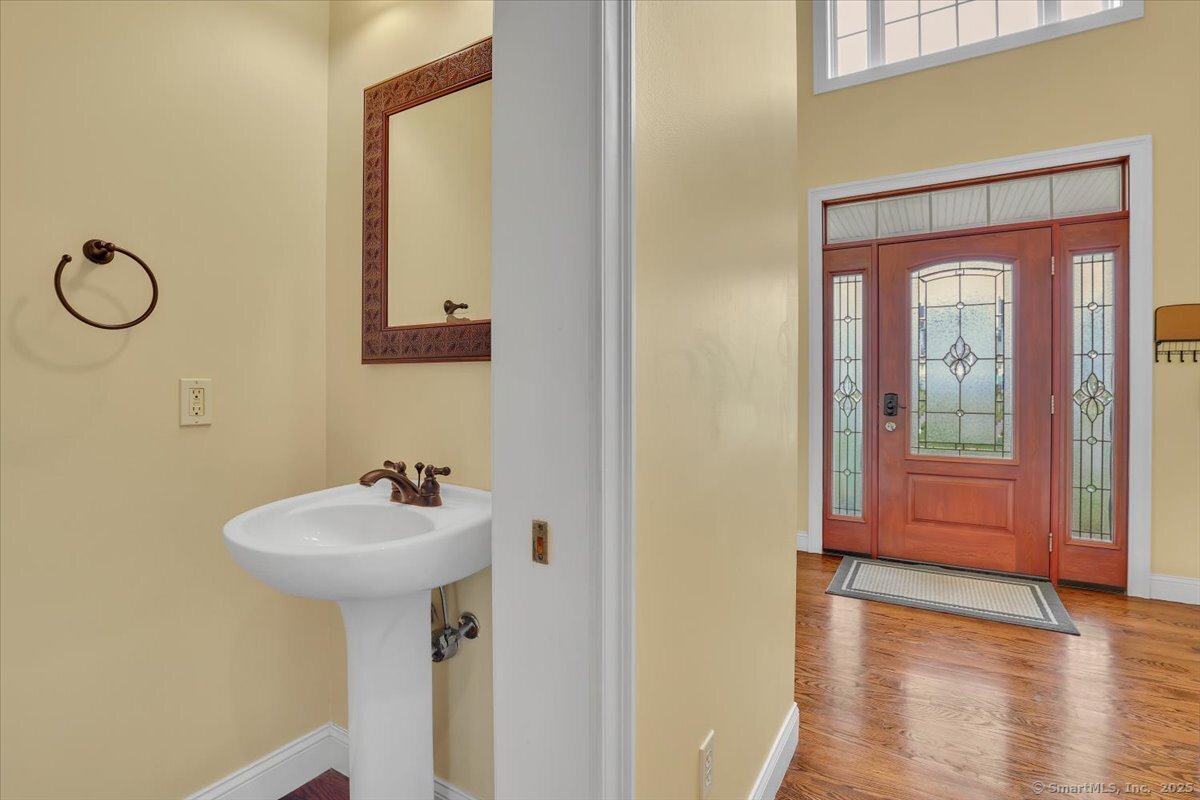 7 Apple Hill Drive, Cromwell, Connecticut image 15