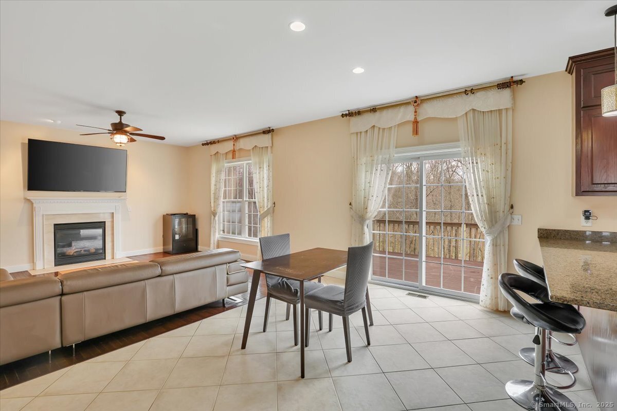 7 Apple Hill Drive, Cromwell, Connecticut image 8