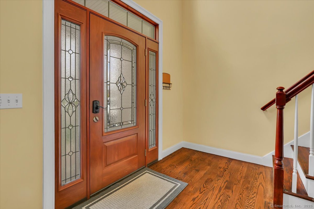 7 Apple Hill Drive, Cromwell, Connecticut image 2