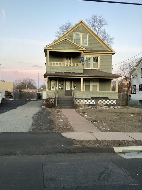 MLS: 24085772