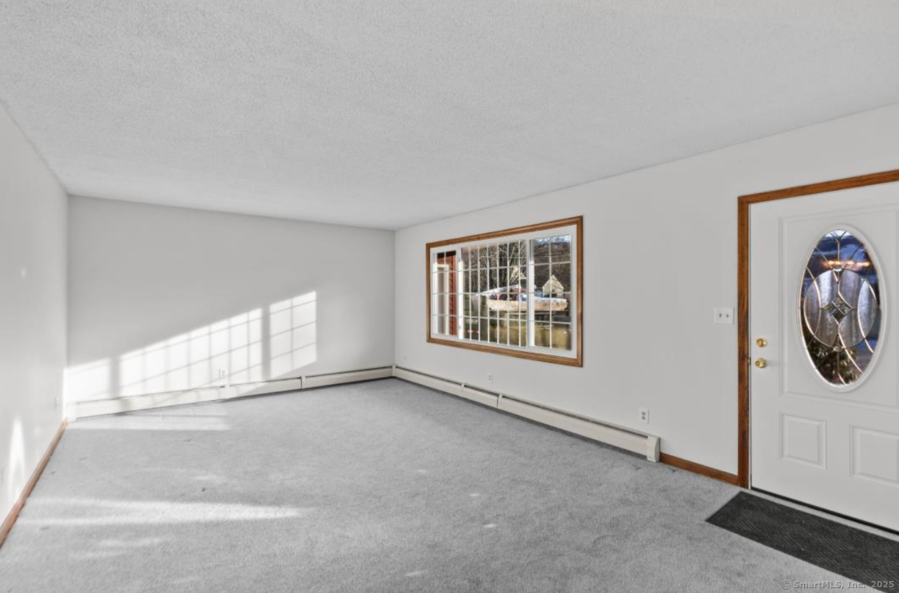 6 Malchiodi Drive, Wallingford, Connecticut image 12