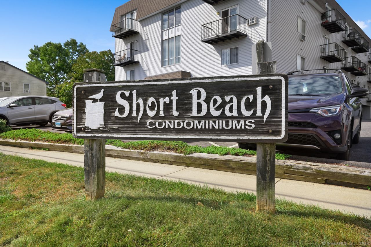 Rental Property at 115 Short Beach Road 204, Stratford, Connecticut - Bedrooms: 1 
Bathrooms: 1 
Rooms: 3  - $2,200 MO.