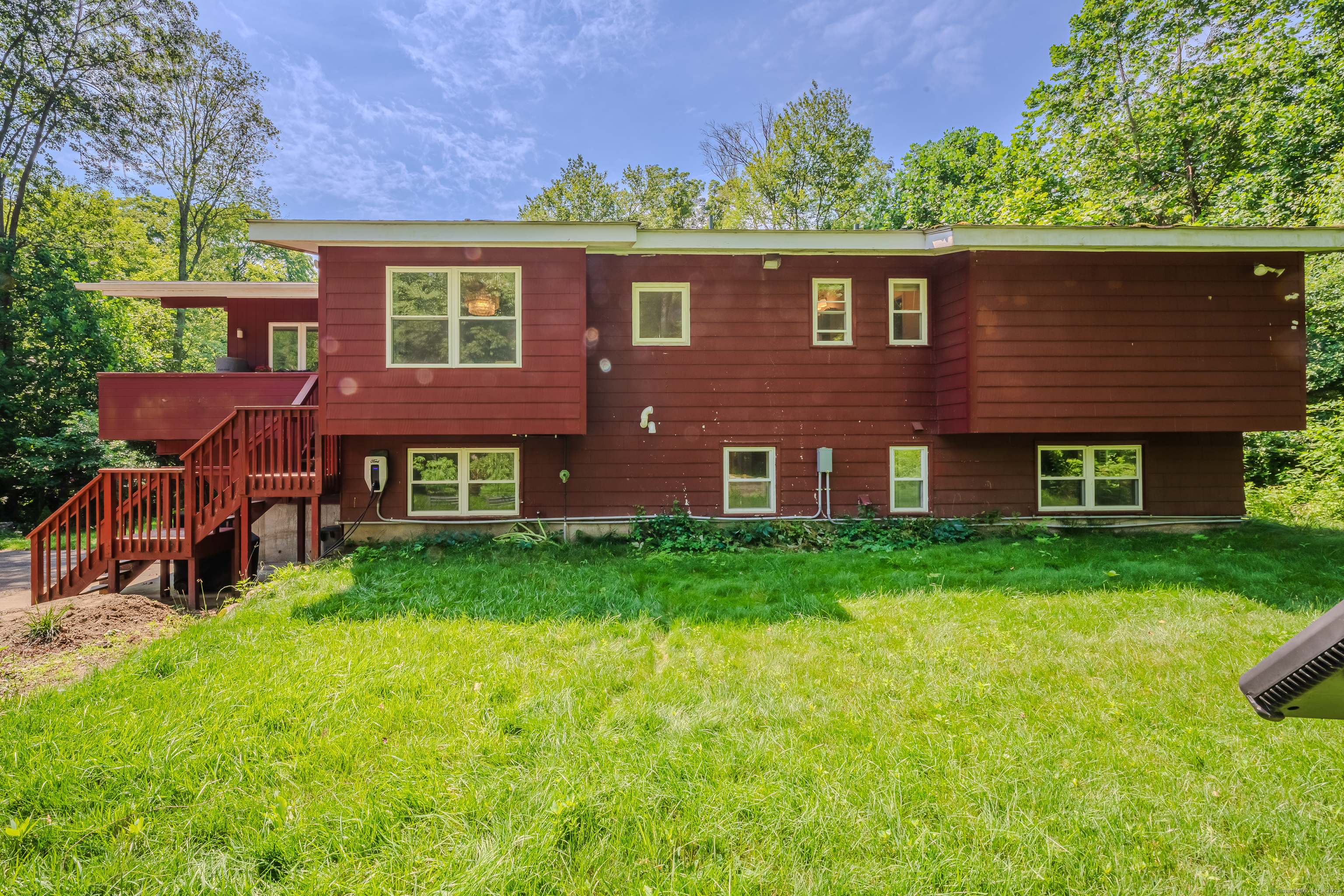 4 Northrop Road