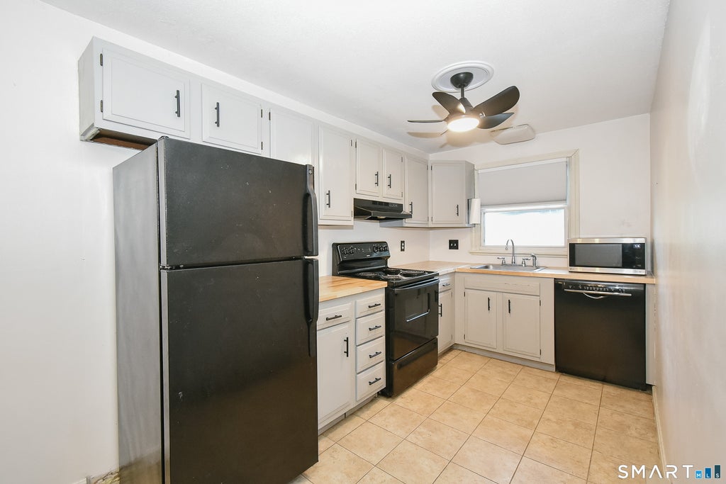 Photo of 51 Virginia Avenue #C, Groton, CT 06340 (MLS # 24204616)