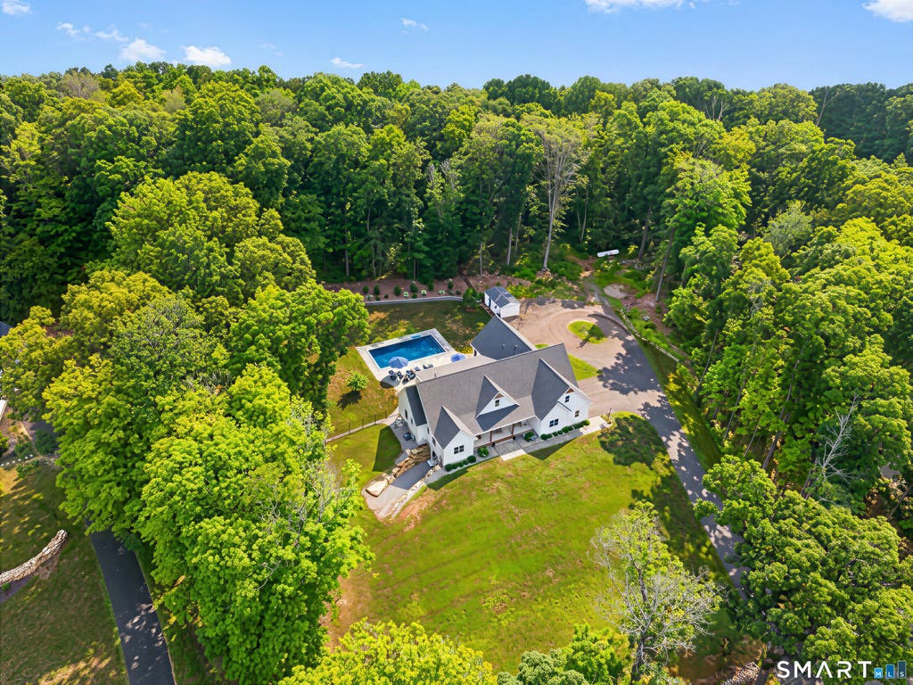 Photo of 126 Kelseytown Road, Clinton, CT 06413 (MLS # 24191203)