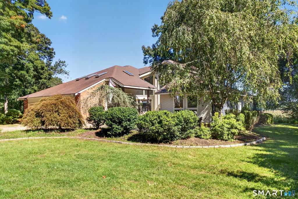 Photo of 5 Sand Creek Drive, Old Saybrook, CT 06475 (MLS # 24205576)
