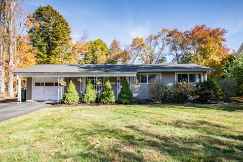 1105 W Woods Road, Hamden, CT 06518 - #: 24132767