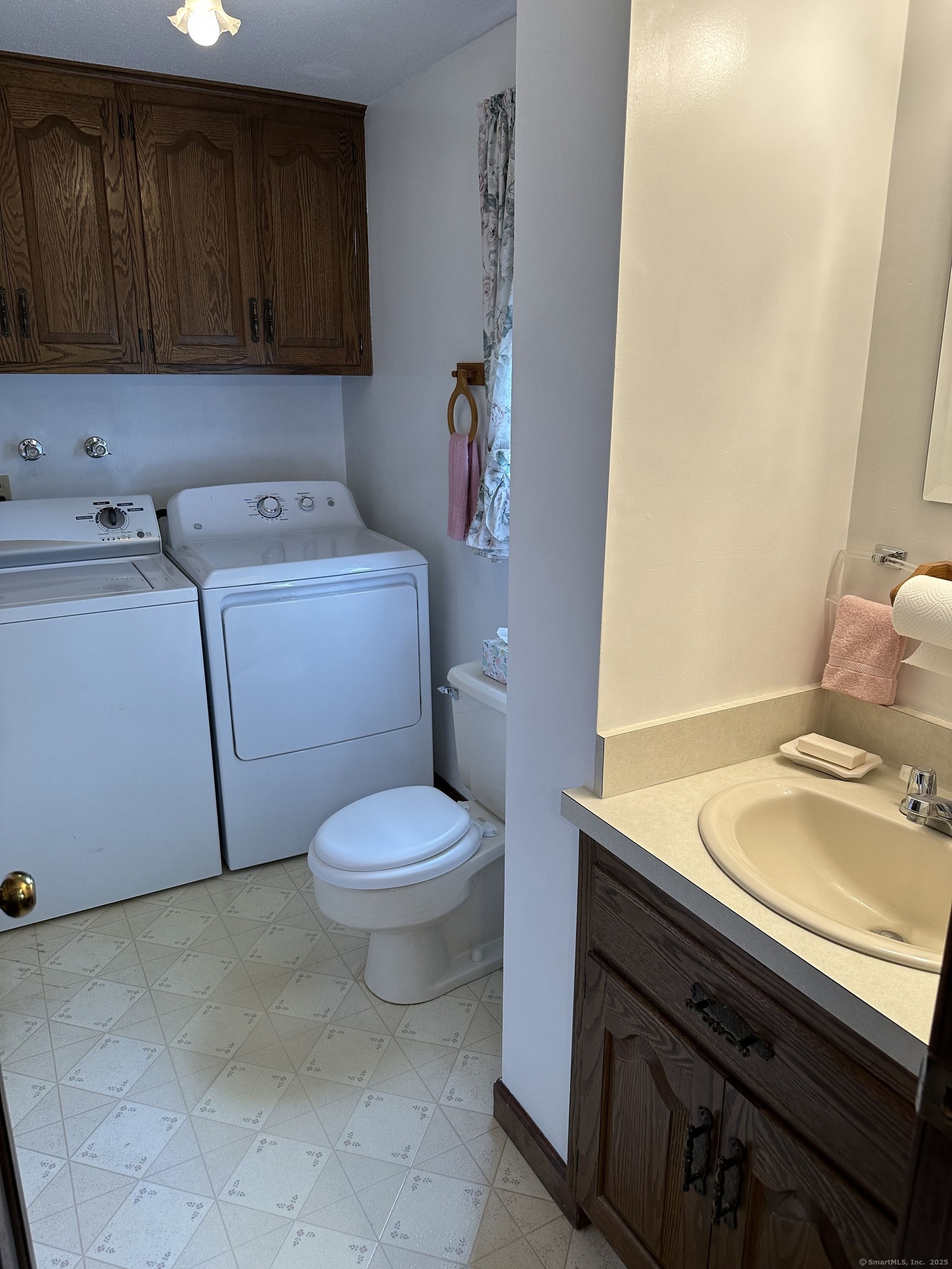 155 High Street, Manchester, Connecticut image 16