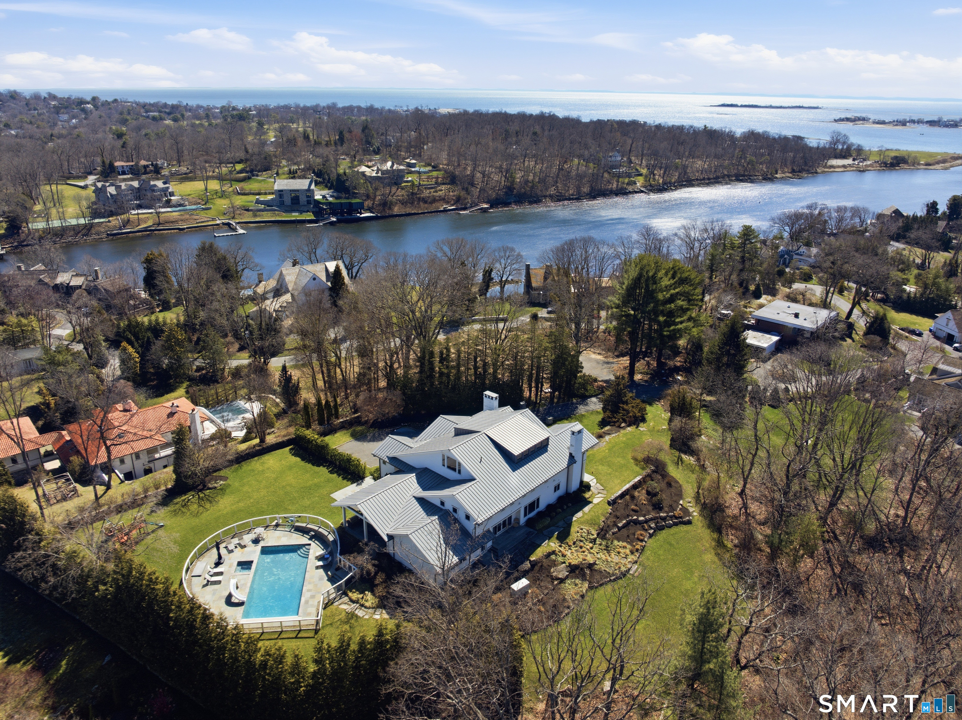 3 Stony Point Road West