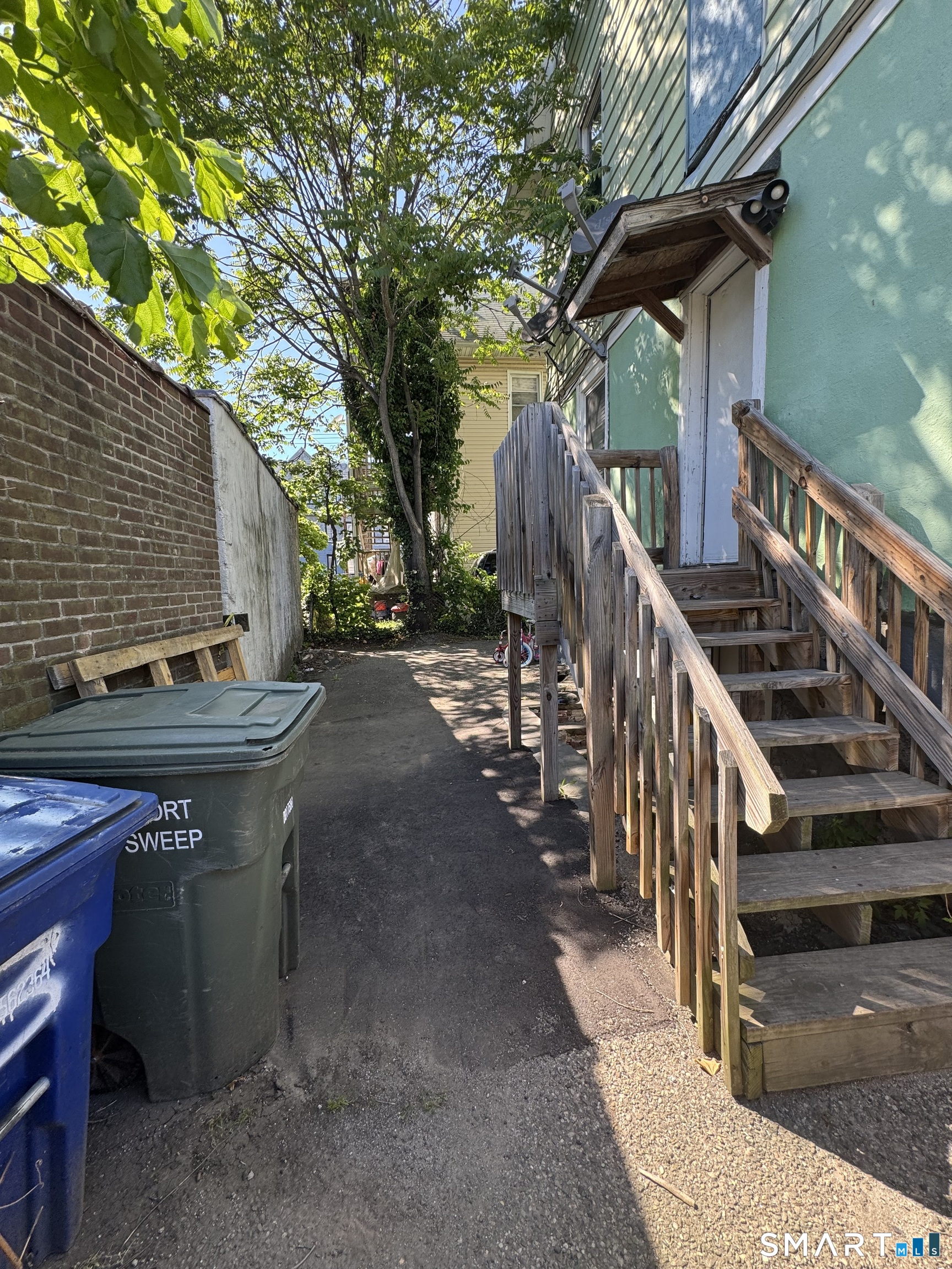 111 Calhoun Place