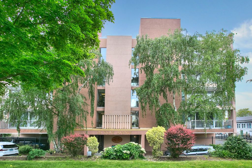 Photo of 26 Cove Avenue #APT 3B, Norwalk, CT 06855 (MLS # 24099304)