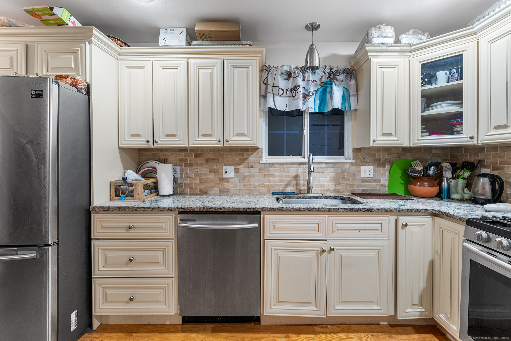 105 Kaechele Place, Bridgeport, Connecticut image 12