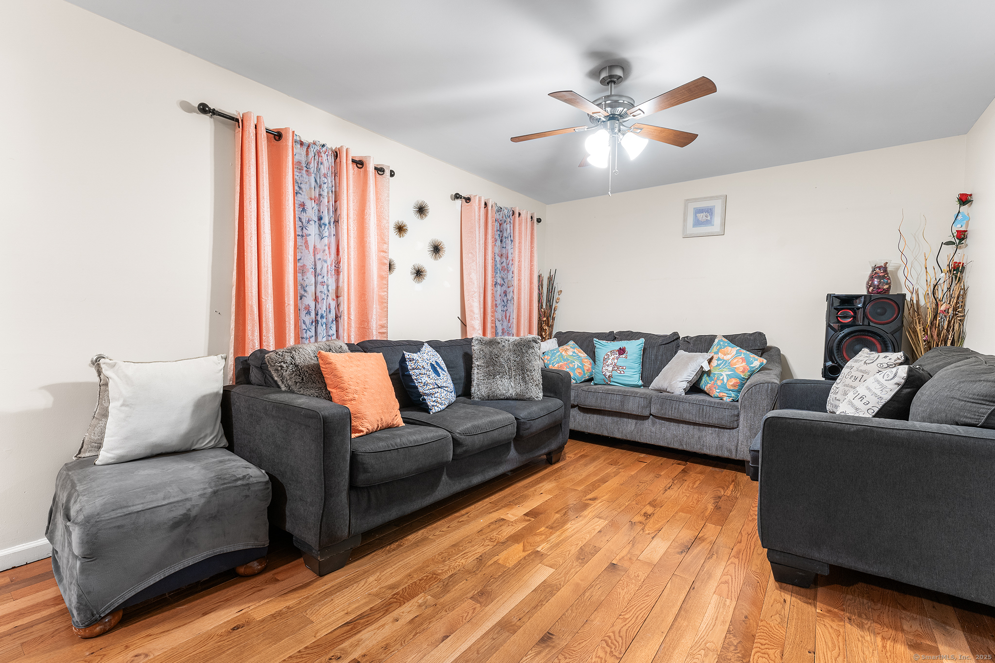 105 Kaechele Place, Bridgeport, Connecticut image 4