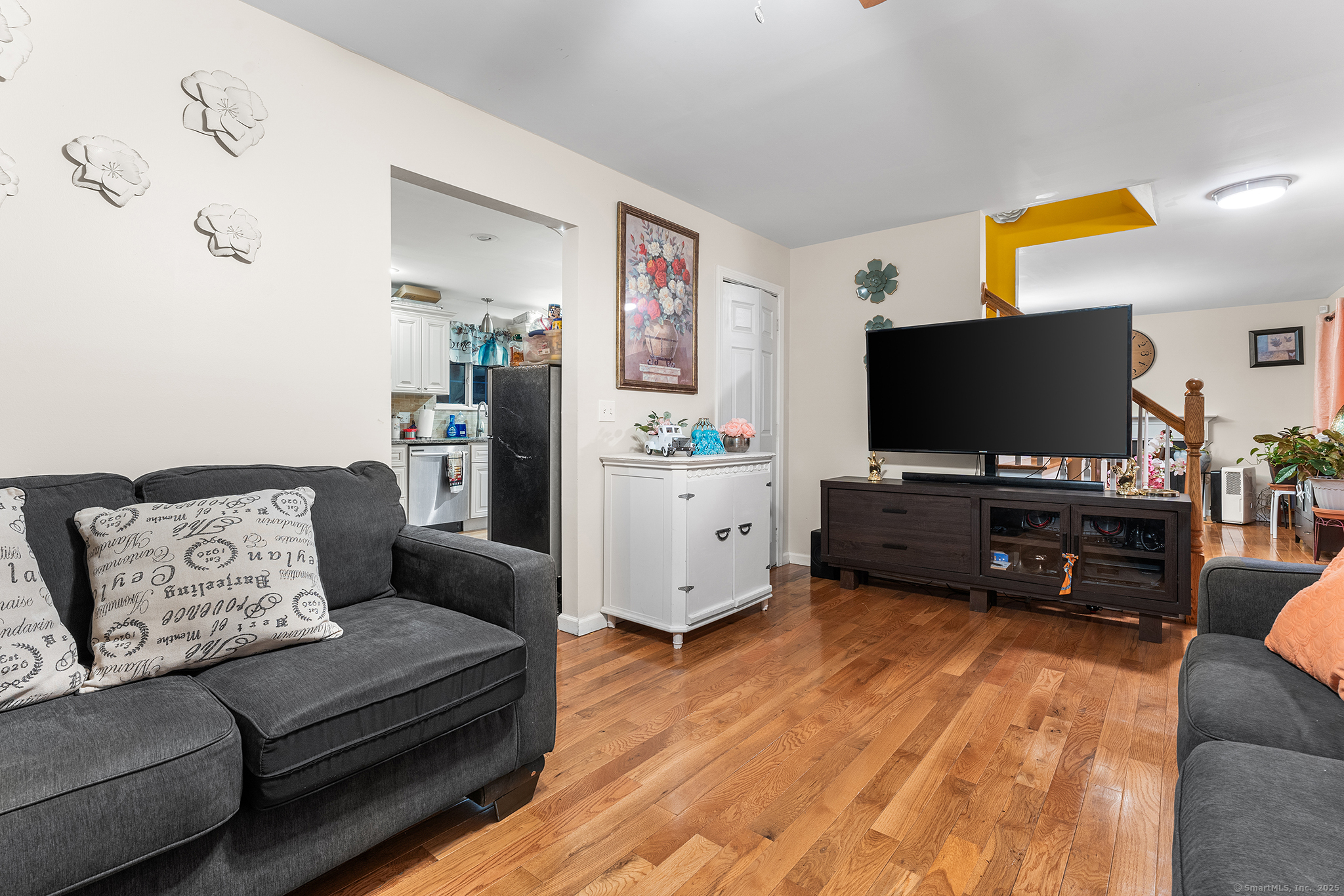 105 Kaechele Place, Bridgeport, Connecticut image 5