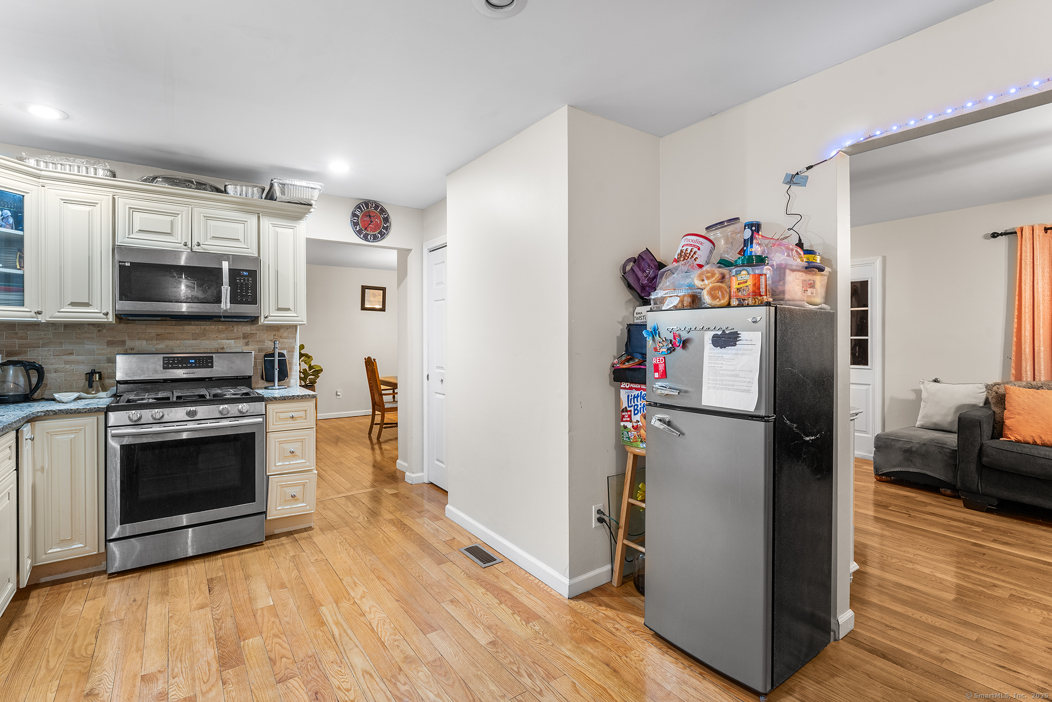 105 Kaechele Place, Bridgeport, Connecticut image 10