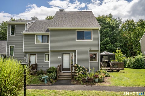 Condo For Sale - 37 Reed Court #37<br/> Bloomfield, CT 06002