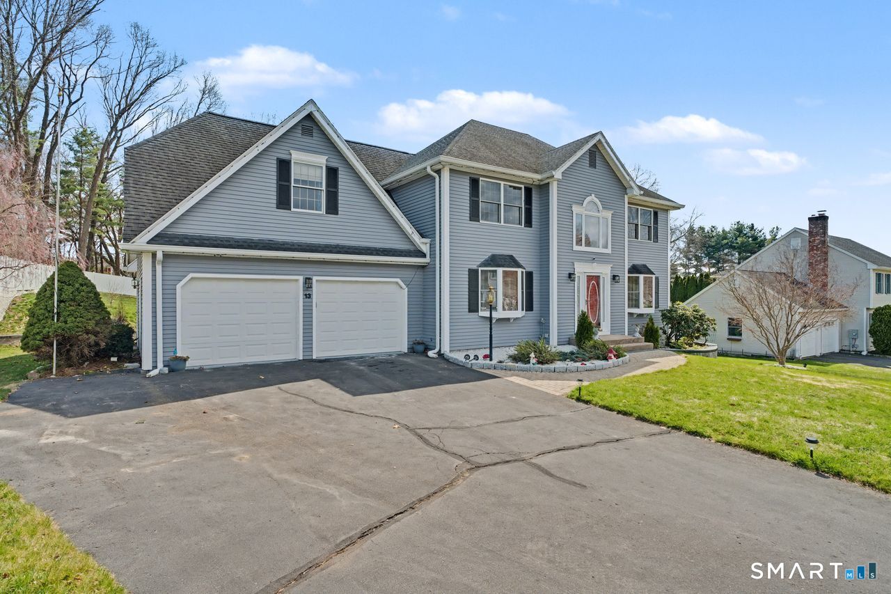 13 Fitzmaurice Circle
