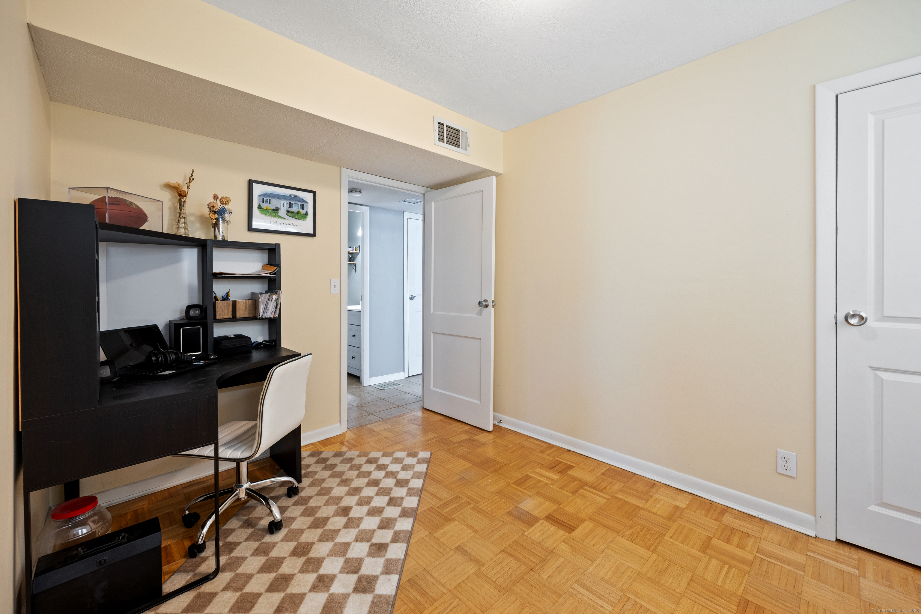 5 Rosemont Drive, Plainville, Connecticut image 13