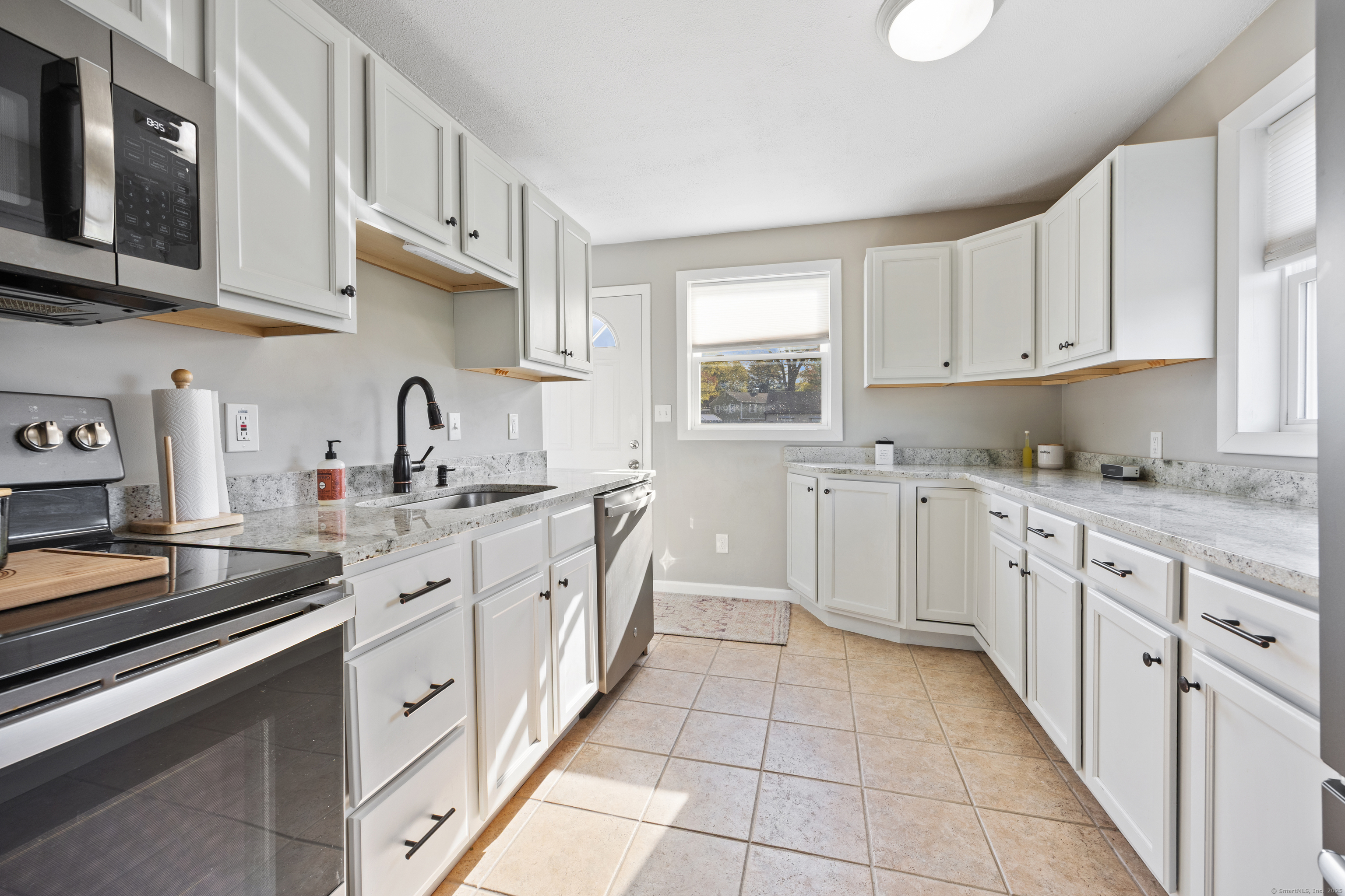 5 Rosemont Drive, Plainville, Connecticut image 6