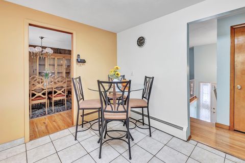 Tiny photo for 22 Mountain Top Lane, New Haven, CT 06513 (MLS # 24134048)